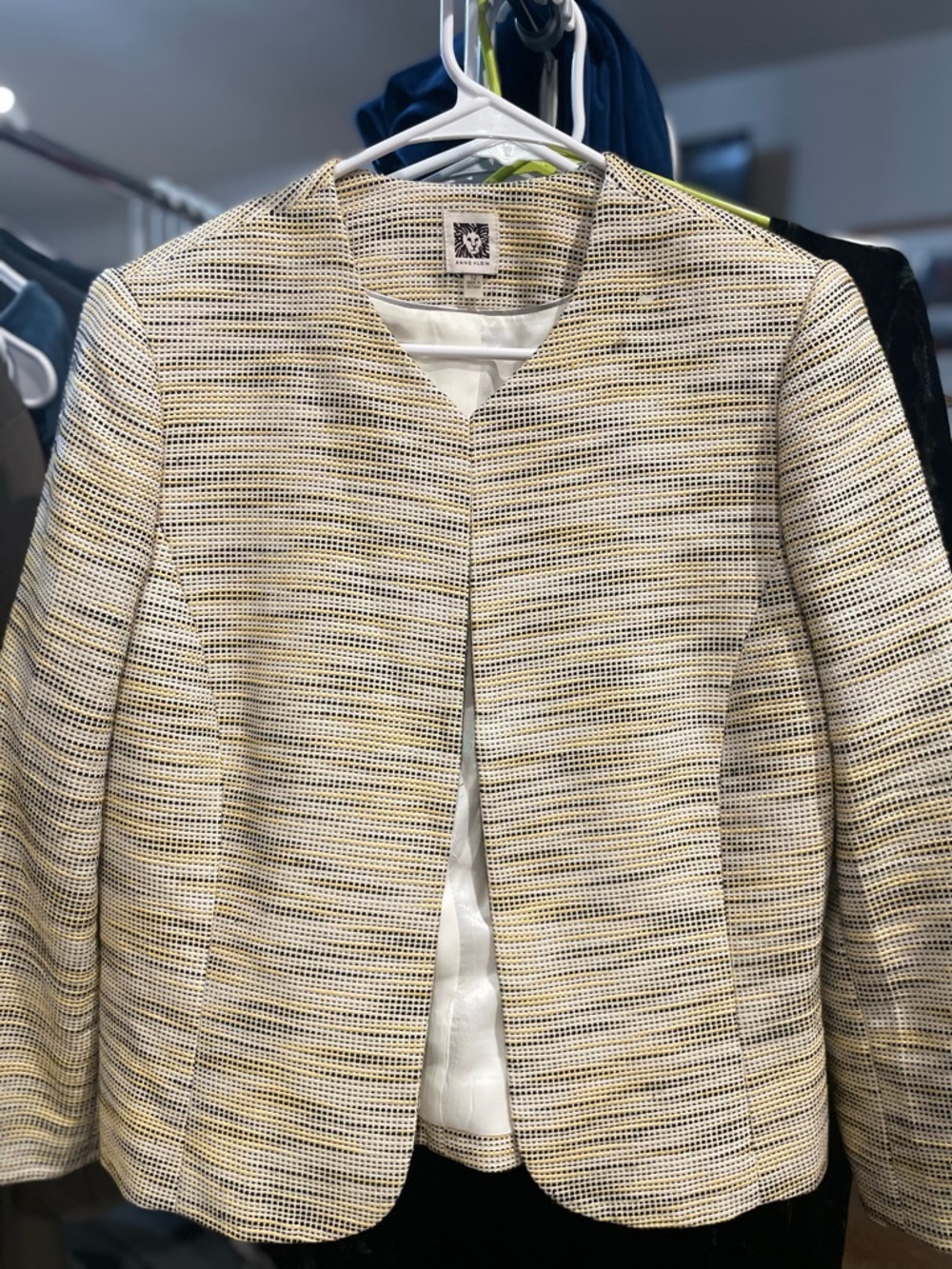 Anne Klein Ivory and Black Textured Open-Front Blazer